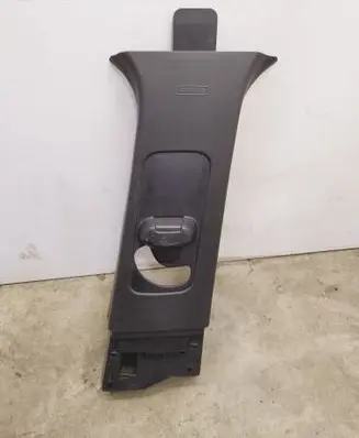Ford Explorer V (B) pillar trim (top) BB537824396