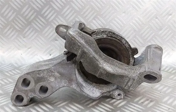 Mazda CX-5 Engine mount vacuum valve 