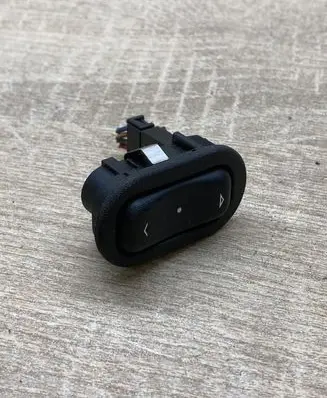 Opel Astra G Electric window control switch 13363100 90561388