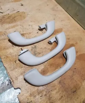 Peugeot 3008 I Front interior roof grab handle 9681364780