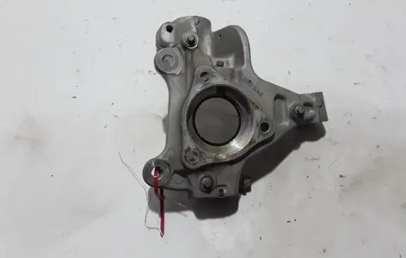 Volvo XC40 Front wheel hub 32221146