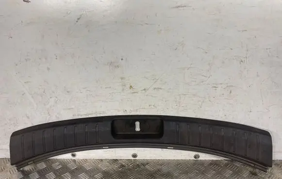Hyundai Santa Fe Trunk/boot sill cover protection 85770B8020