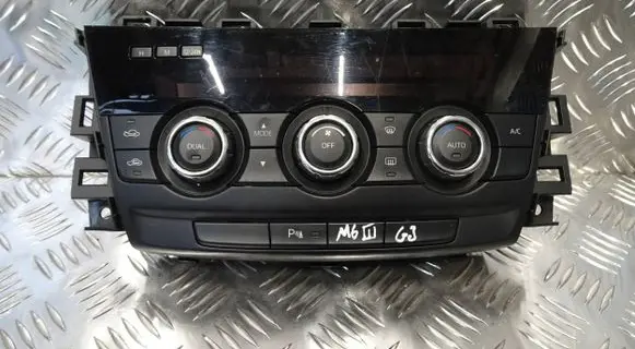 Mazda 6 Climate control unit GJH561190E