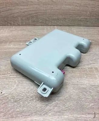 BMW 6 F12 F13 Aerial antenna amplifier 9206865 21367510