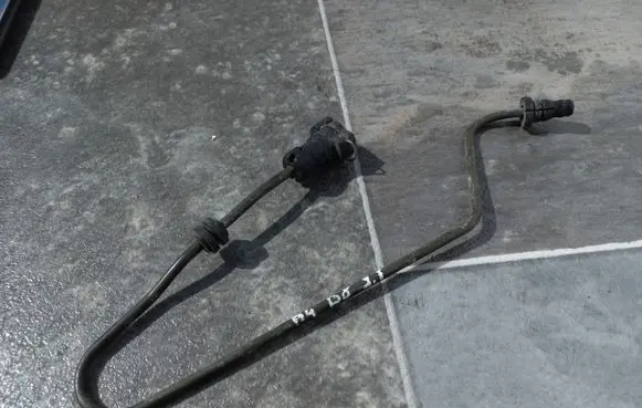 Audi A4 S4 B8 8K Clutch pipe/line 8K07214770