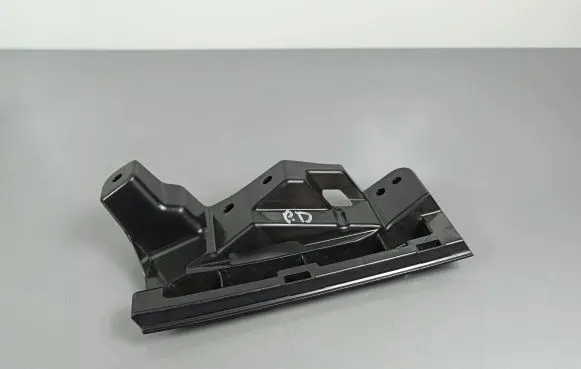 Suzuki SX4 S-Cross Headlight/headlamp mounting bracket 7173363T0
