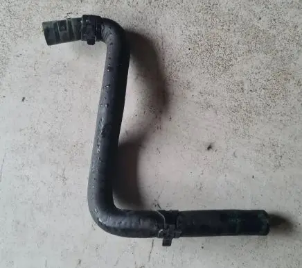 Volkswagen PASSAT B6 Engine coolant pipe/hose 3C0121447L KA414464R0