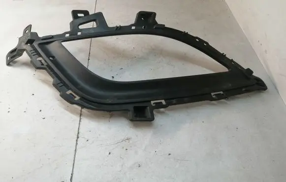 Hyundai i30 Front fog light trim/grill 86564A6030