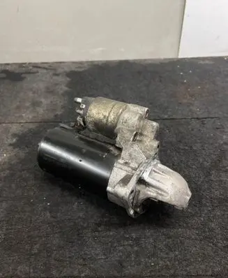 BMW 5 E60 E61 Starter motor 7794952 0001115041