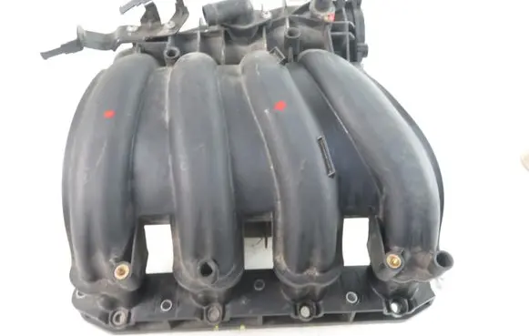 BMW 1 E81 E87 Intake manifold 7518751
