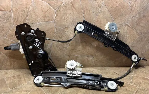 BMW 4 F36 Gran coupe Rear window lifting mechanism without motor 7326326
