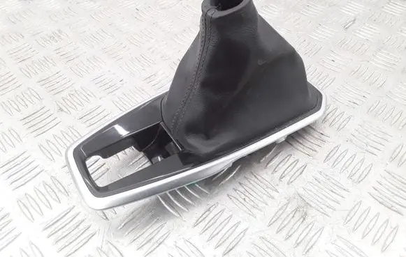 Renault Koleos II Gear lever shifter trim leather/knob
