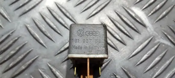 Volkswagen PASSAT B3 Other relay 191937503 4ra003510-58