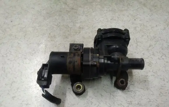 Toyota Prius (XW10) Electric auxiliary coolant/water pump 8726047020 0641000770