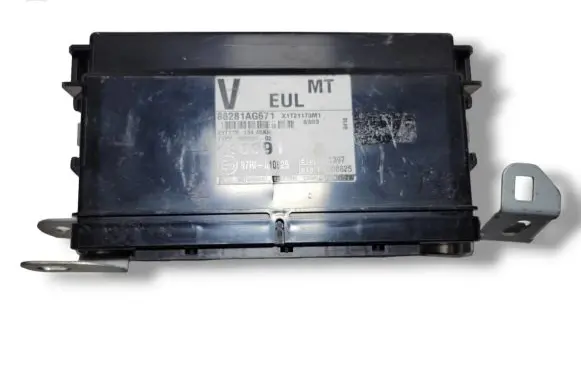 Subaru Outback Comfort/convenience module 88281AG671 X1T21173M1 97RI010625