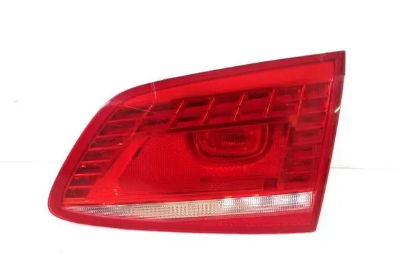 Volkswagen Golf VII Tailgate rear/tail lights 3AF945308E