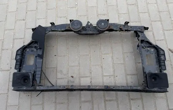 Hyundai i40 Radiator support slam panel 