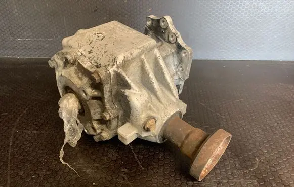 Volvo XC90 Gearbox transfer box case 30700016 051435 EQQFA