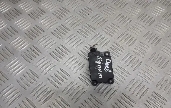 Opel Signum Central body control module