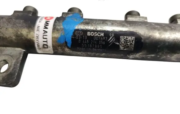 Opel Astra F Fuel injector supply line/pipe 55187885