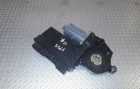 Volkswagen Touareg I Rear door window regulator motor 3D1959793E