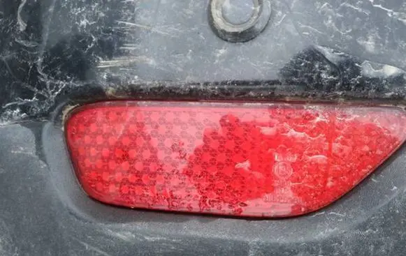 Chevrolet Captiva Rear tail light reflector 