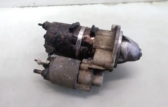 Audi A4 S4 B5 8D Starter motor 1005821818