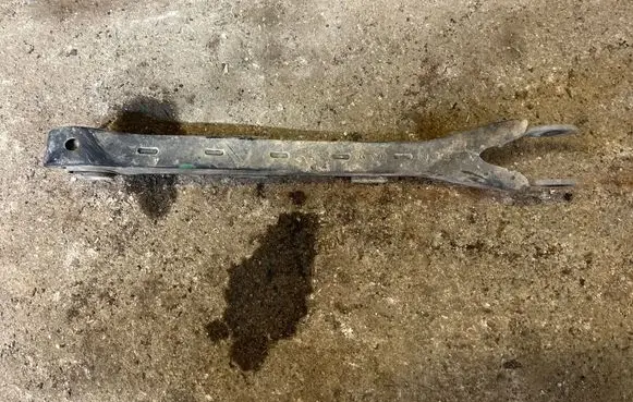Mercedes-Benz E W211 Rear control arm 2303520205