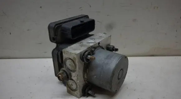 Chrysler Town & Country V ABS Pump P68183803AC 68183803AC