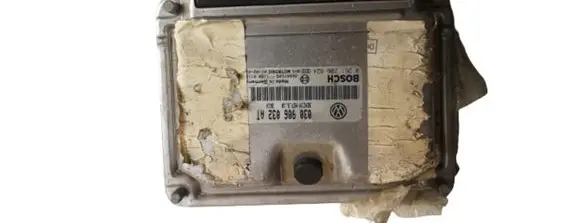 Seat Arosa Engine ECU kit and lock set 030906032AT 030906032AT 0261206824 ME7.5.10