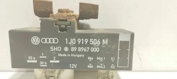 Skoda Roomster (5J) Coolant fan relay 1J0919506M 898967000