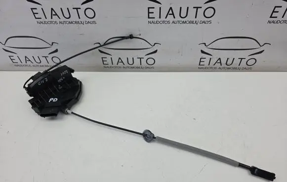 Volvo S60 Front door lock 31301739