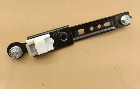 KIA EV6 Seat belt height adjuster R0617 R0705