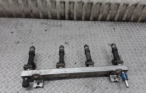 Fuel injectors set