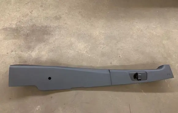 Mercedes-Benz Sprinter W907 W910 (A) pillar trim A9076905200 9076905200 9106901900