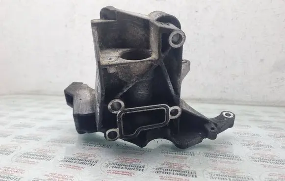 Audi A6 S6 C6 4F Power steering pump mounting bracket 059145169AA