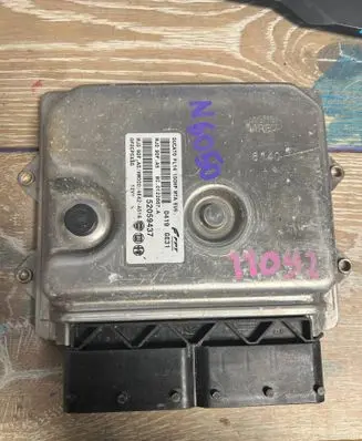 Audi A6 C7 Engine ECU kit and lock set BC0122667A 52059437