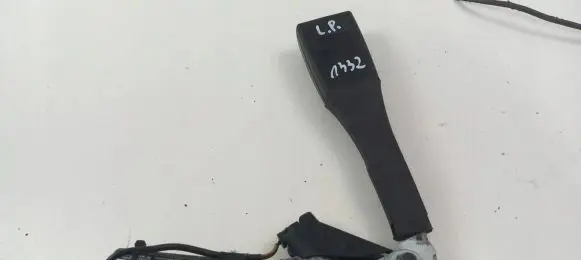 Opel Corsa D Front seatbelt