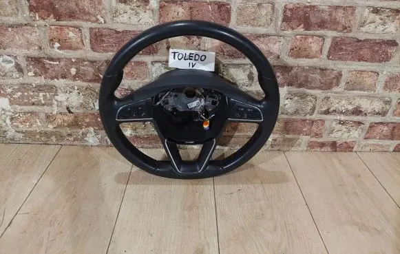 Seat Toledo IV (NH) Steering wheel