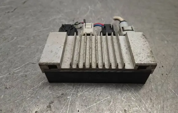 Toyota Avensis T270 Glow plug pre-heat relay 2855130010 1327000010