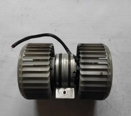 Audi A8 S8 D3 4E Heater fan/blower 0130111047