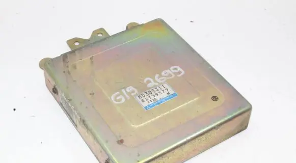 Mitsubishi Colt Engine control unit/module MD308311