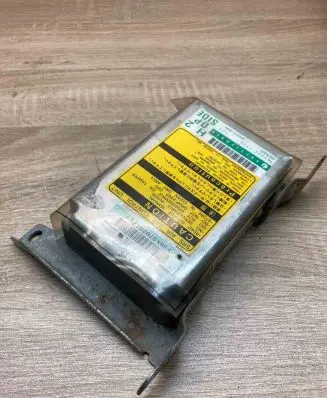 Subaru Forester SF Airbag control unit/module 98221FC020 1523001340