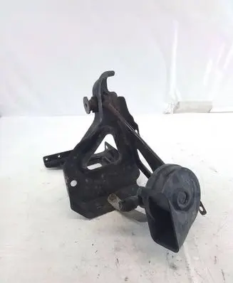 BMW Z4 E85 E86 Headlight/headlamp mounting bracket 74506G130