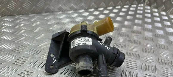 Thermostat/thermostat housing