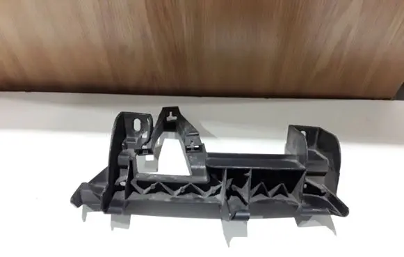Headlight/headlamp mounting bracket