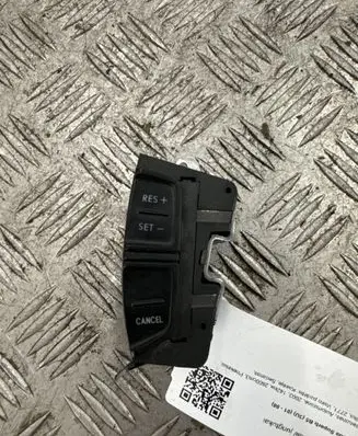 Skoda Superb B5 (3U) Steering wheel buttons/switches S0861514000B