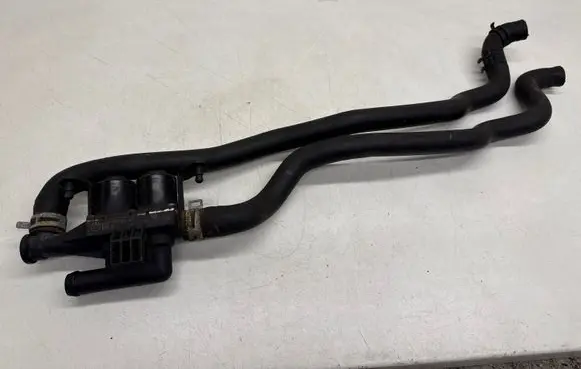 BMW 5 F10 F11 Coolant heater control valve 9119164