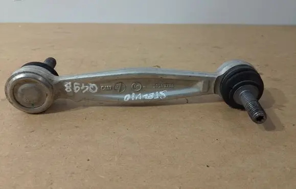 Front anti-roll bar/stabilizer link