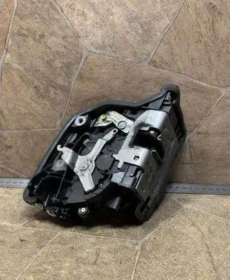 BMW X2 F39 Front door lock 7281936